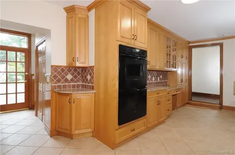 136 Harriman Road Irvington NY 10533