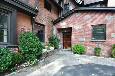 136 Harriman Road Irvington NY 10533
