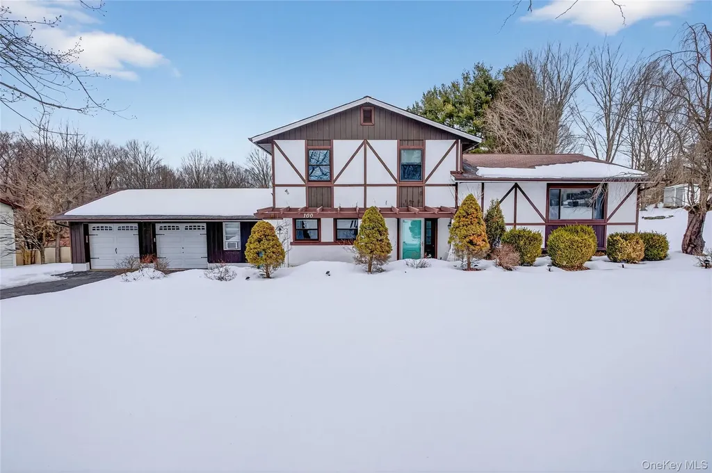 100 Watch Hill Drive Fishkill NY 12524