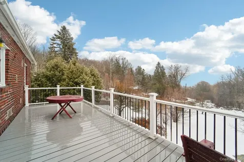 350 Barrett Hill Road Mahopac NY 10541