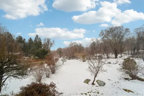350 Barrett Hill Road Mahopac NY 10541