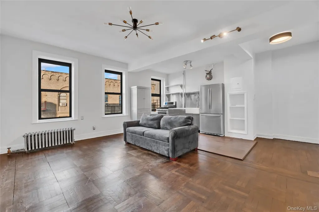 825 Walton Avenue Bronx NY 10451