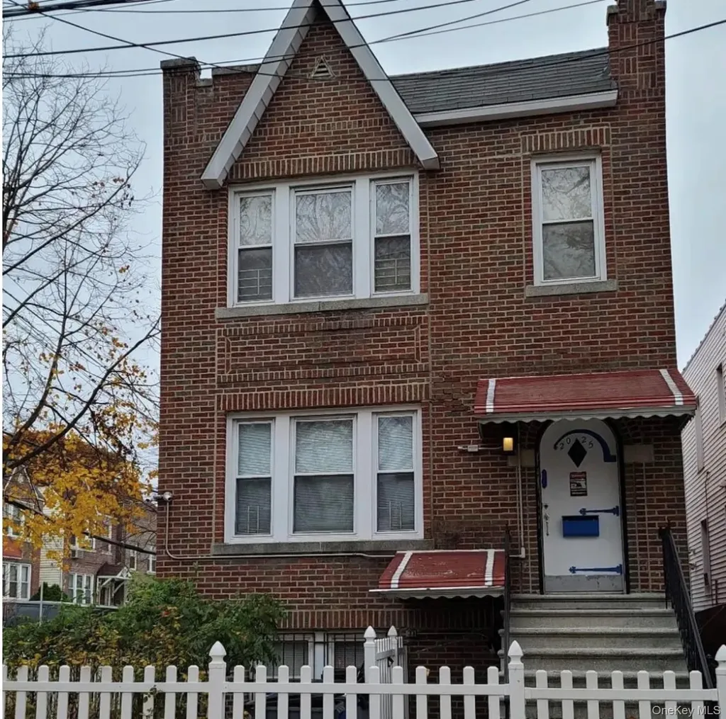2025 Hobart Avenue Bronx NY 10461