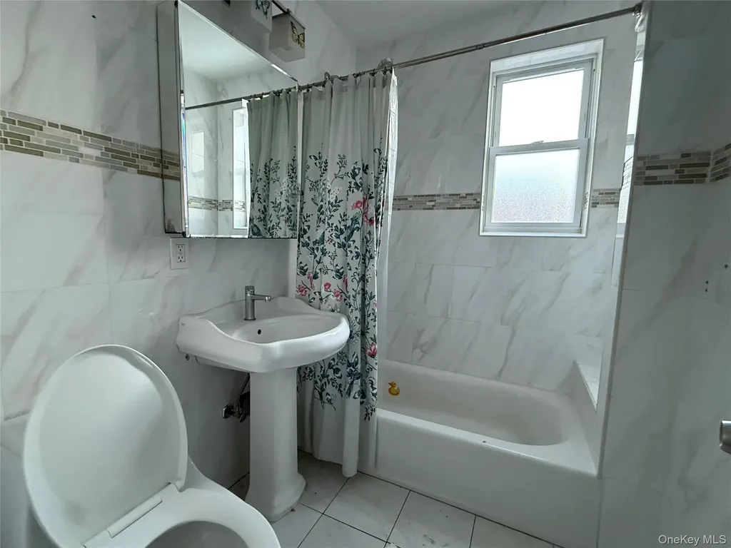 2025 Hobart Avenue Bronx NY 10461