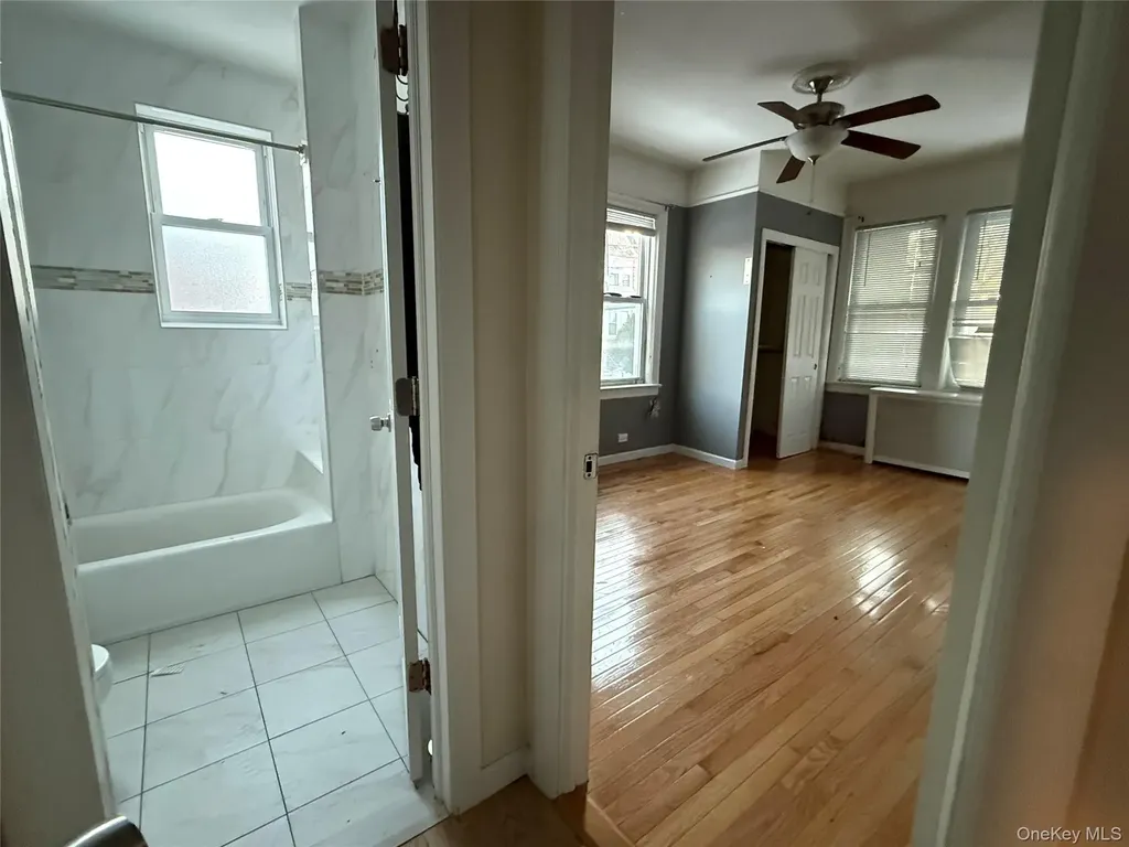 2025 Hobart Avenue Bronx NY 10461