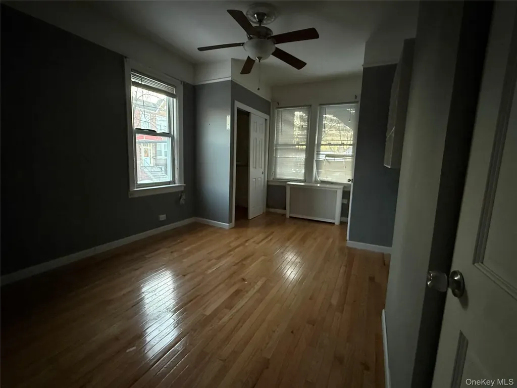 2025 Hobart Avenue Bronx NY 10461