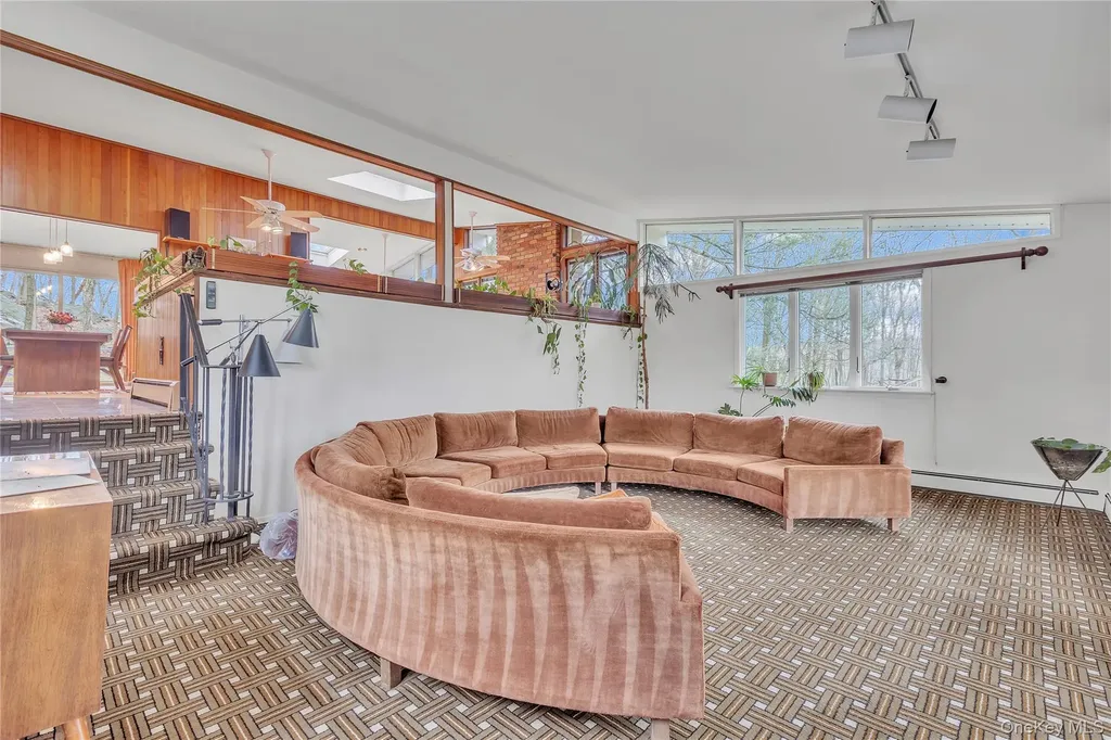 260 Watch Hill Road Cortlandt Manor NY 10567