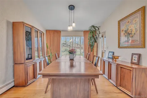 260 Watch Hill Road Cortlandt Manor NY 10567
