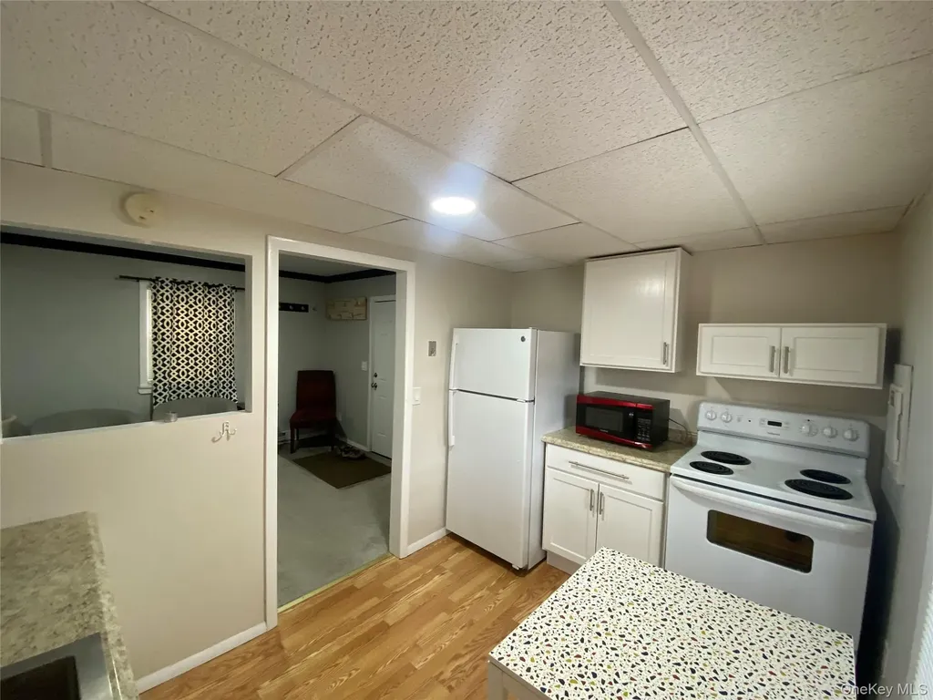 702 Fox Run Lane Carmel NY 10512