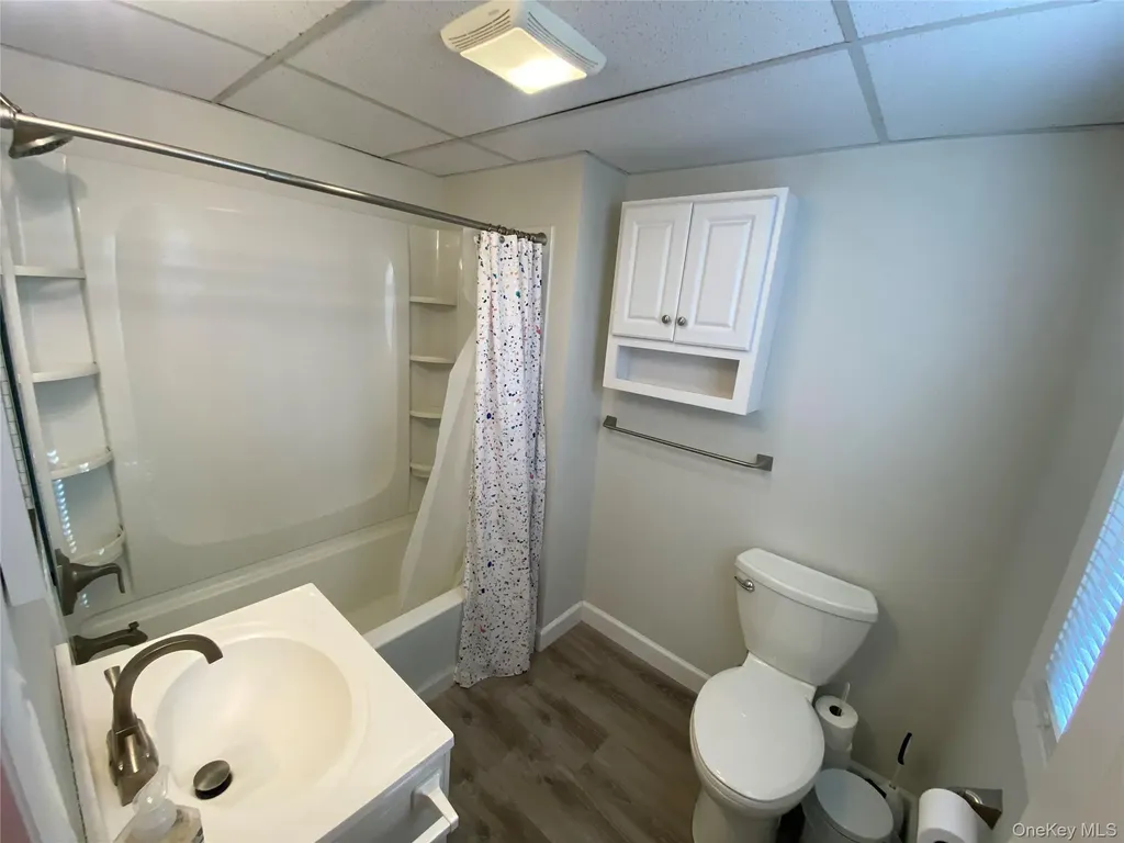 702 Fox Run Lane Carmel NY 10512