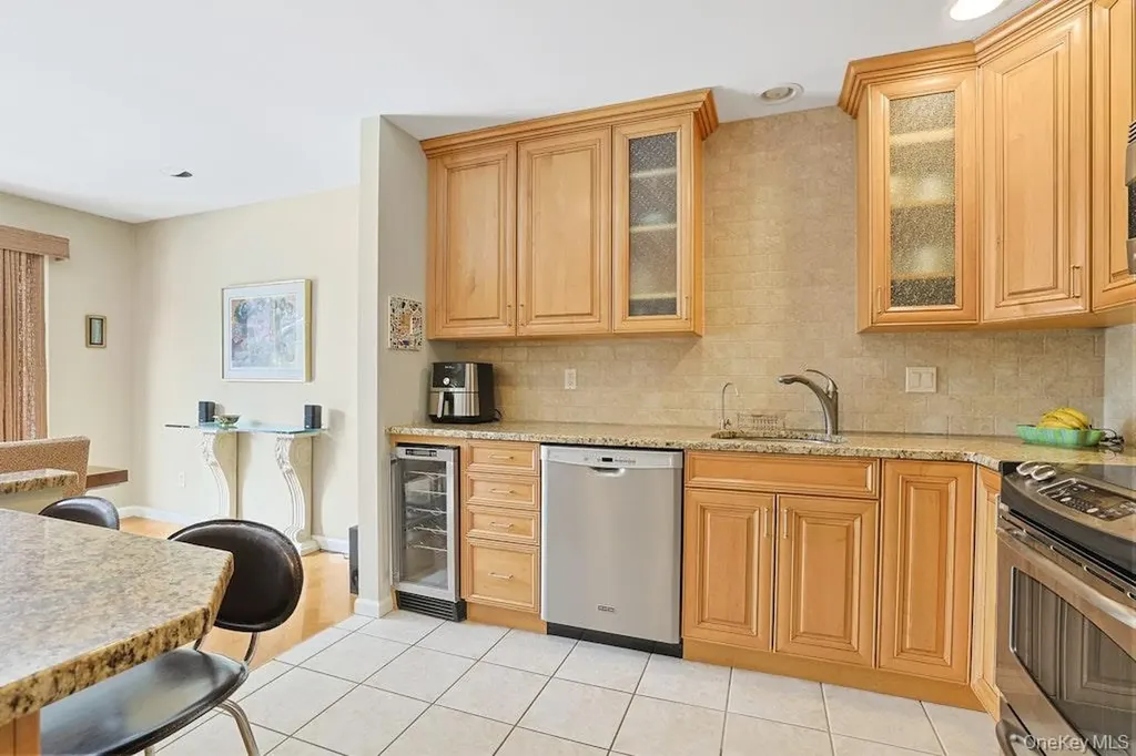 1303 Regent Drive Mount Kisco NY 10549