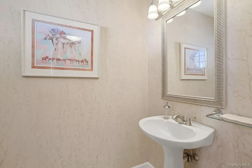 1303 Regent Drive Mount Kisco NY 10549