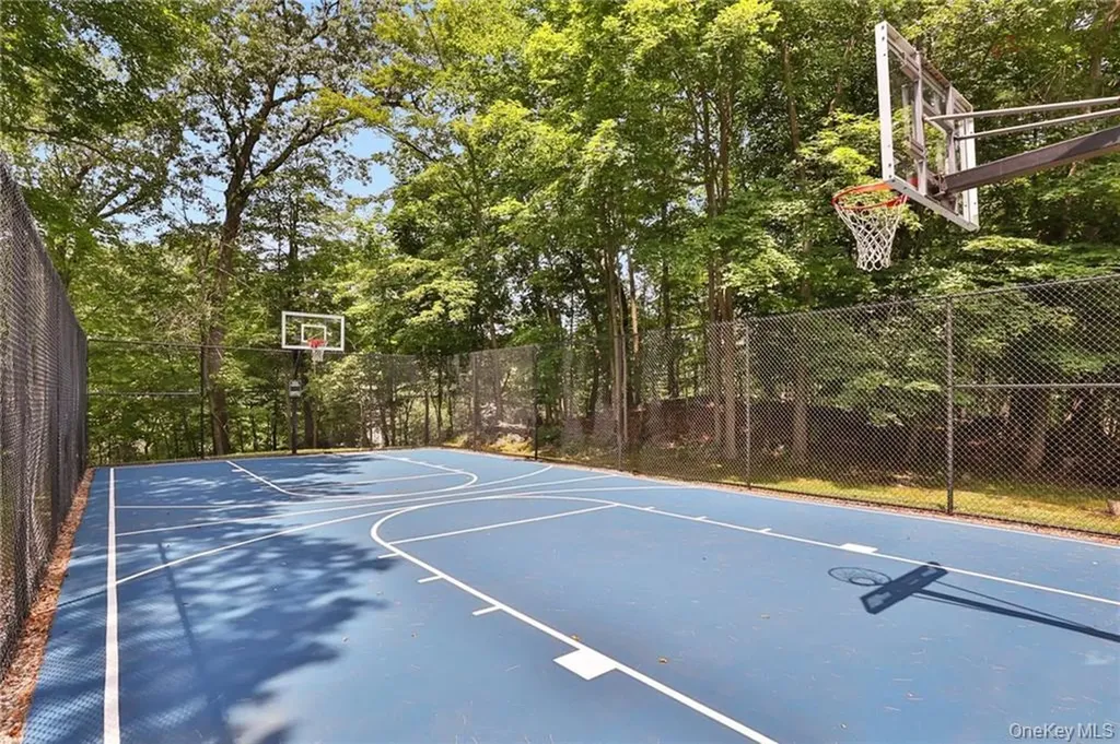 1303 Regent Drive Mount Kisco NY 10549