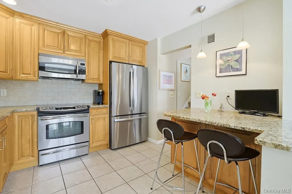 1303 Regent Drive Mount Kisco NY 10549