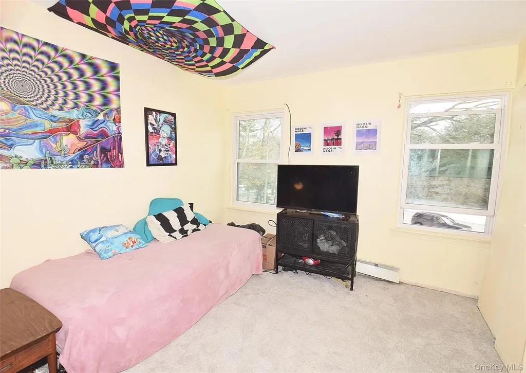 338 Pond Path East Setauket NY 11733
