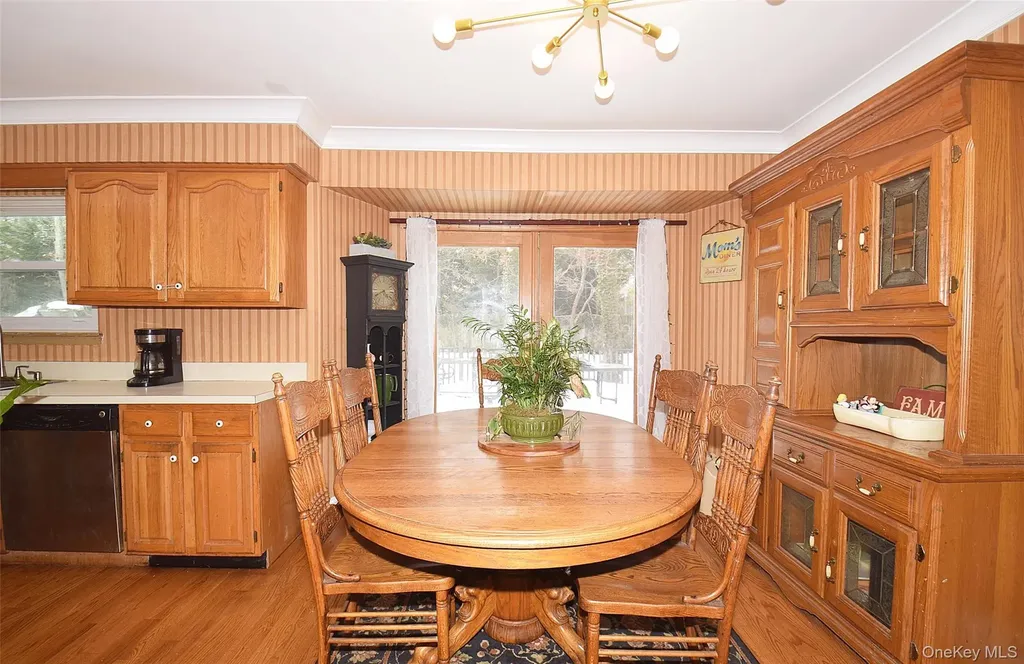 338 Pond Path East Setauket NY 11733