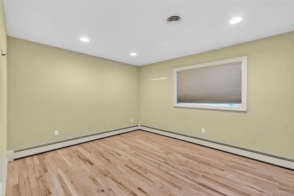 6 Emily Lane Monroe NY 10950
