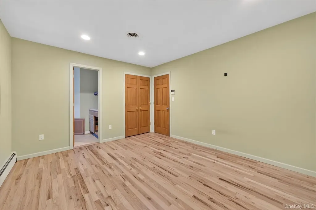 6 Emily Lane Monroe NY 10950