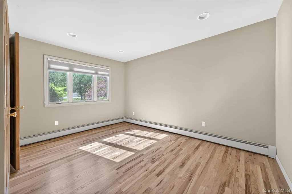 6 Emily Lane Monroe NY 10950
