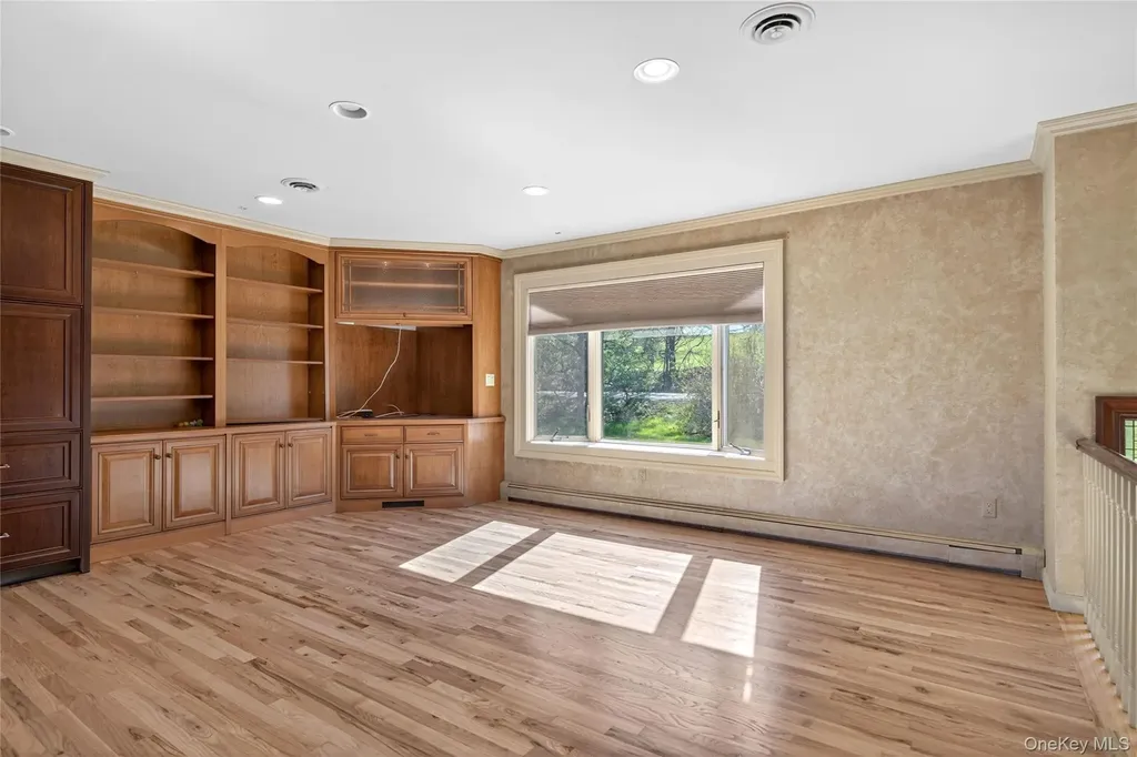 6 Emily Lane Monroe NY 10950