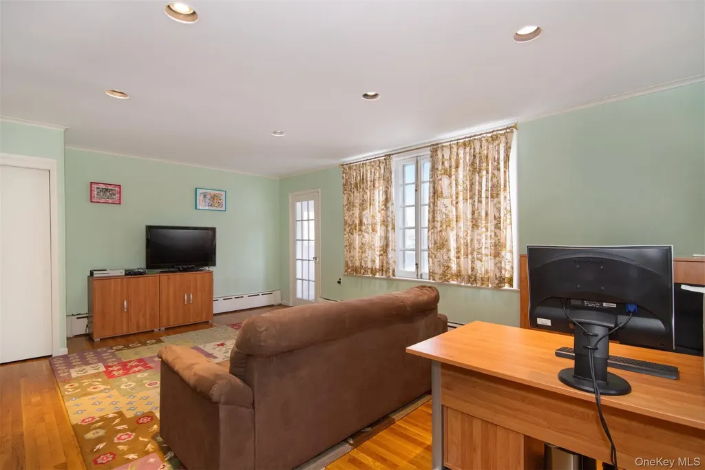 4610 Boston Post Road Pelham NY 10803