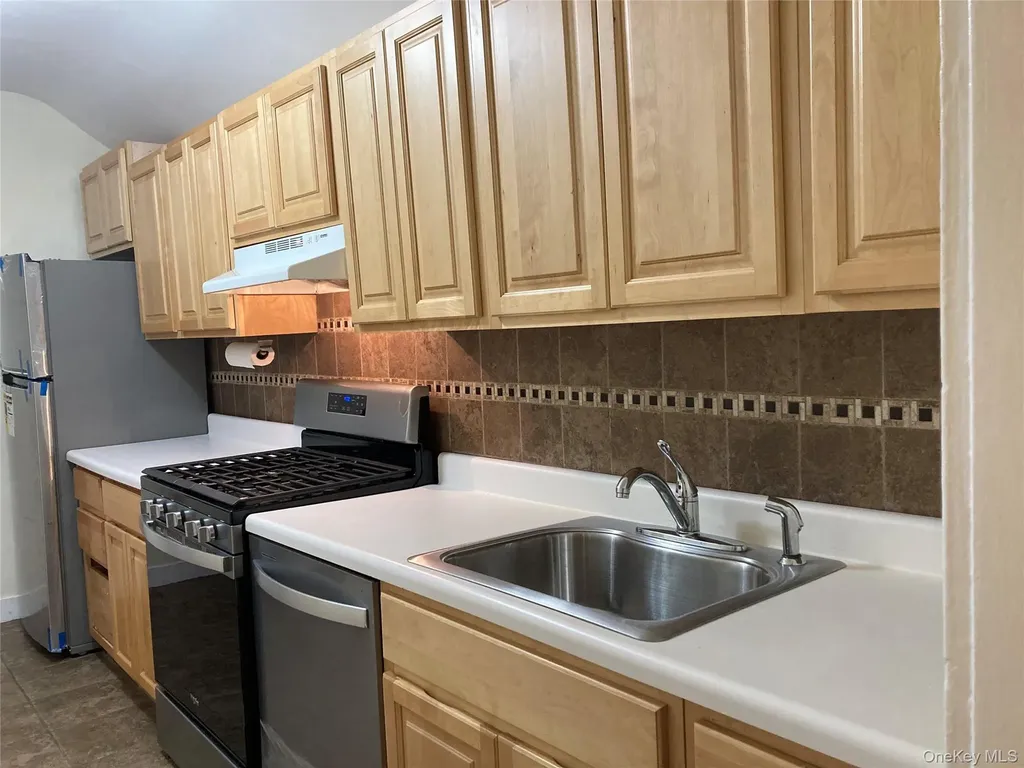 51 Parkway Road Bronxville NY 10708