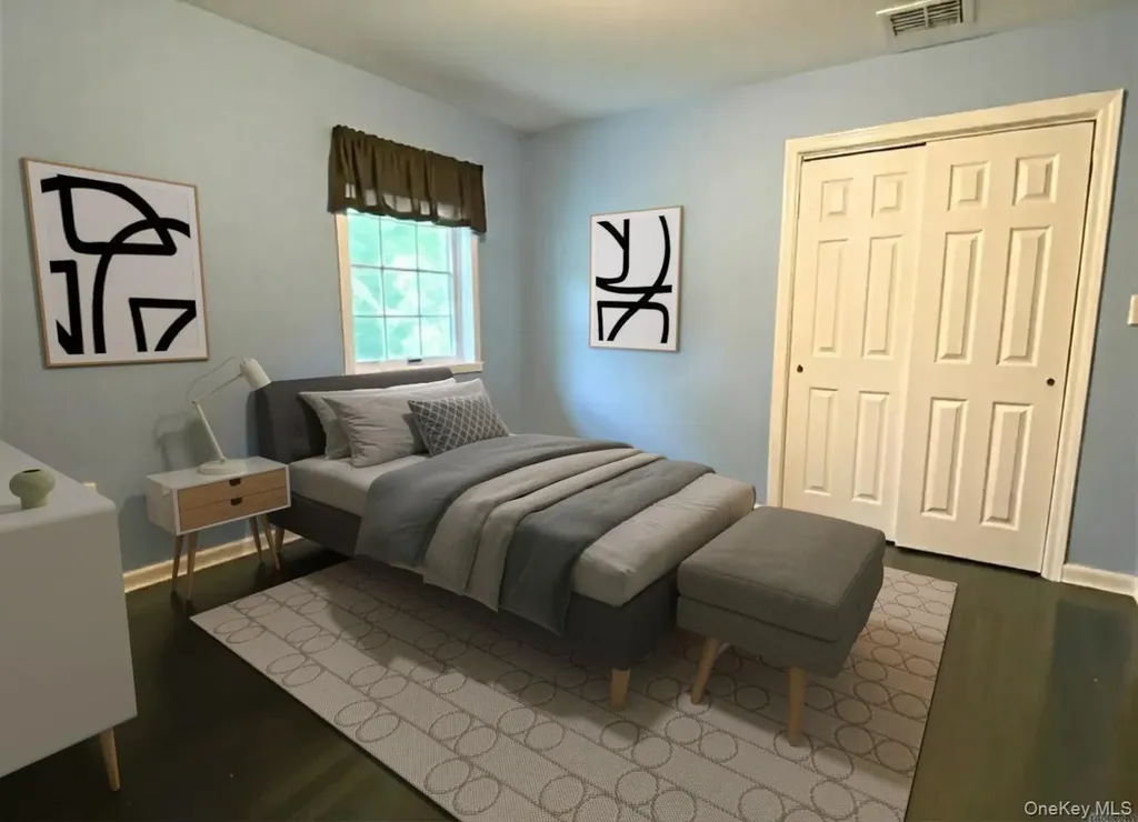 1 Hillcrest Place Locust Valley NY 11560