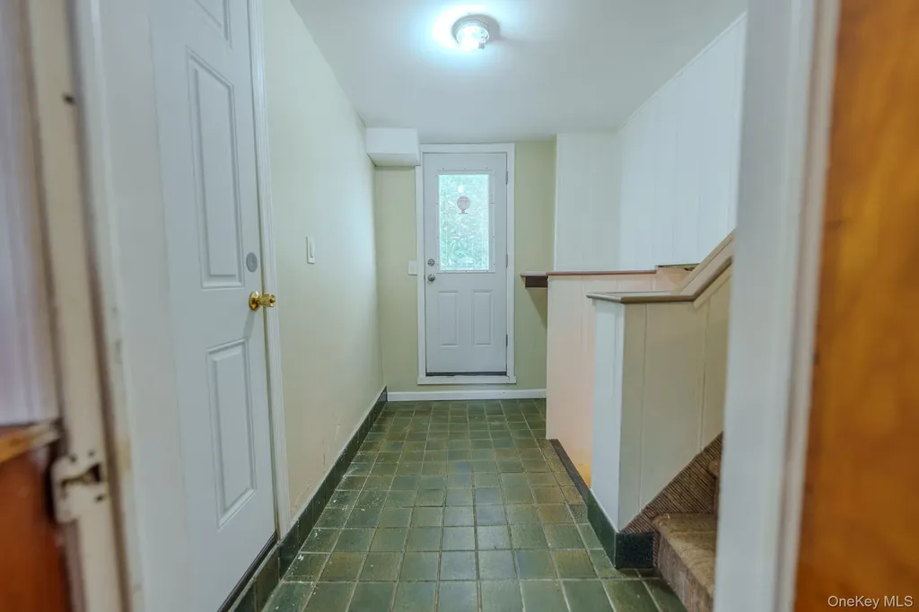 160 Sackville Road Garden City NY 11530
