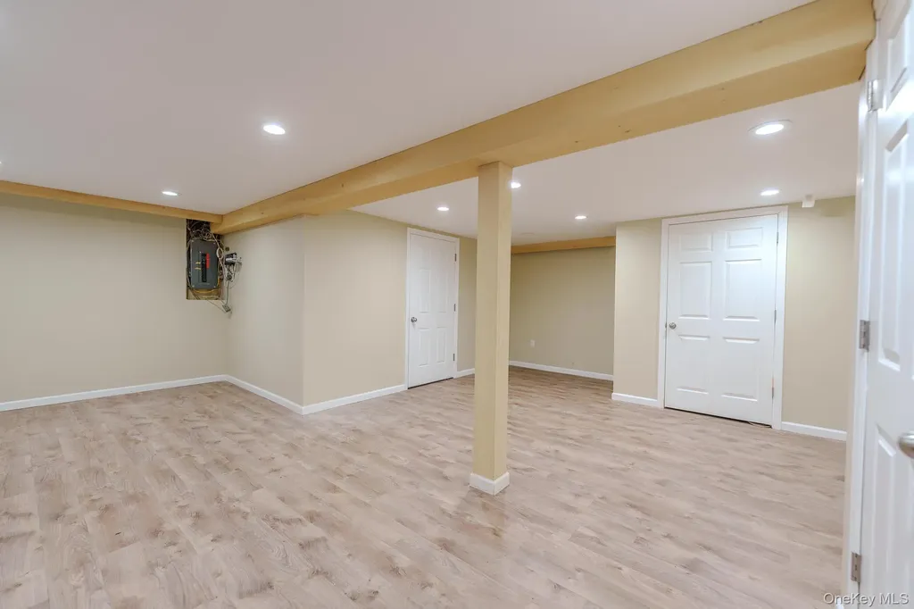 160 Sackville Road Garden City NY 11530
