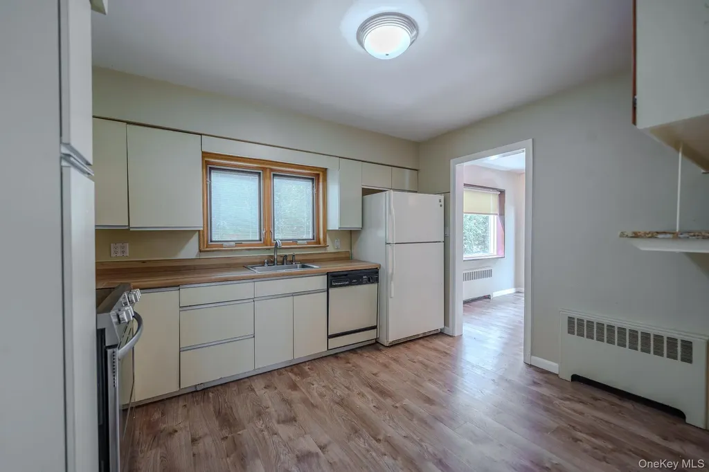 160 Sackville Road Garden City NY 11530