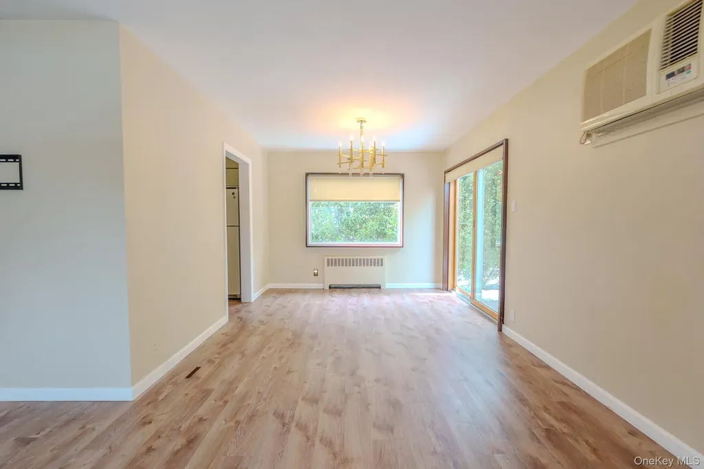 160 Sackville Road Garden City NY 11530