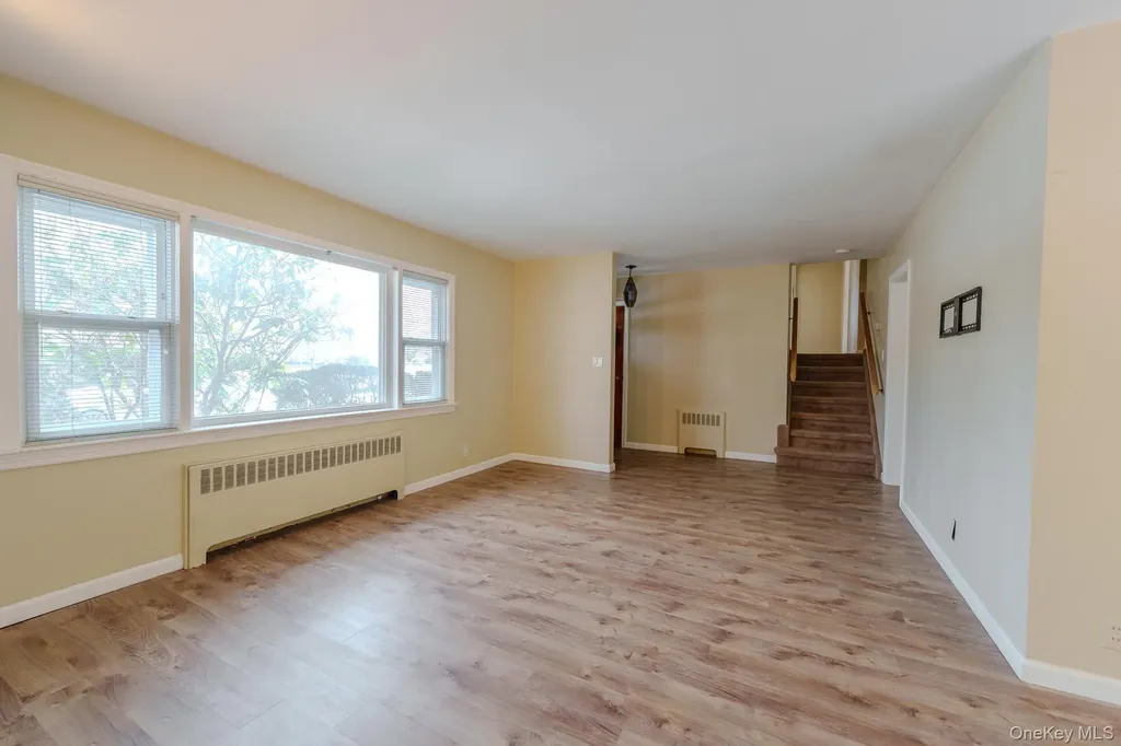 160 Sackville Road Garden City NY 11530