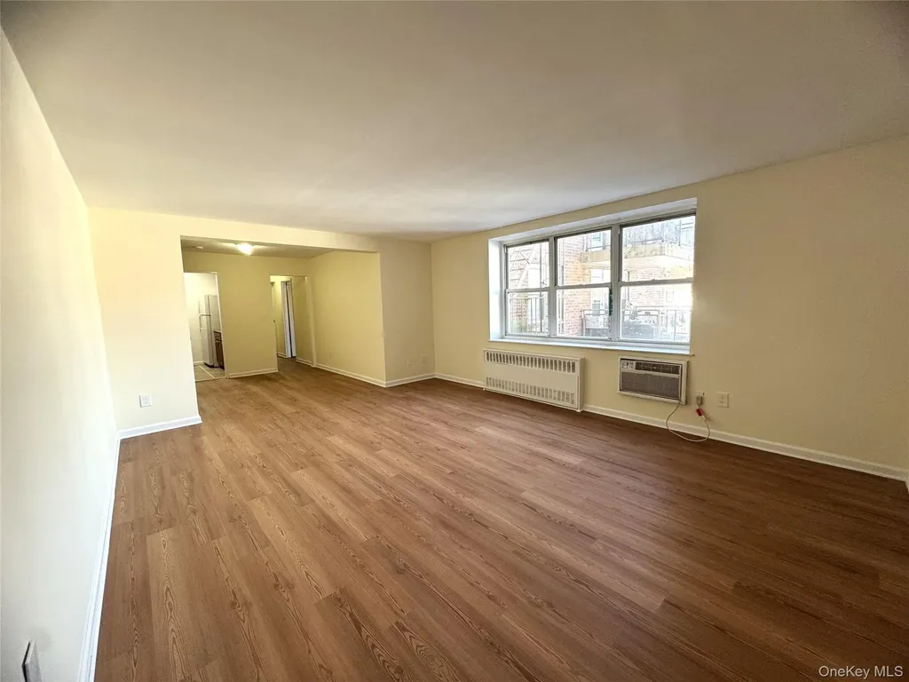 30 Cole S Spring Valley NY 10977