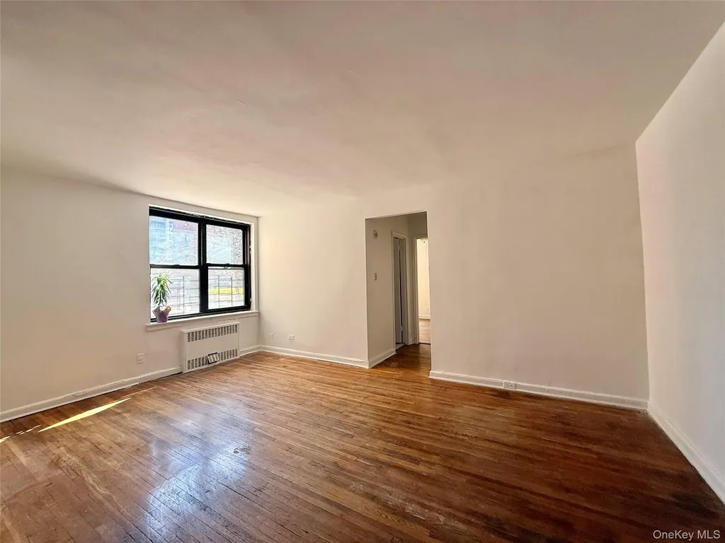 112-50 Northern Boulevard Corona NY 11368