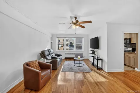 30 Hartsdale Avenue E Hartsdale NY 10530