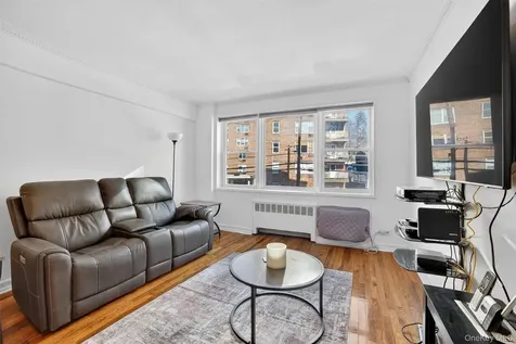 30 Hartsdale Avenue E Hartsdale NY 10530