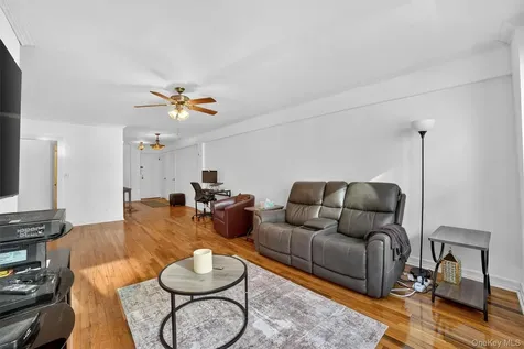 30 Hartsdale Avenue E Hartsdale NY 10530
