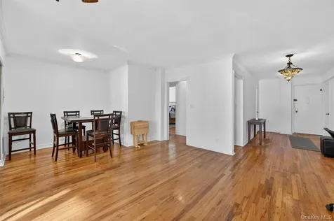 30 Hartsdale Avenue E Hartsdale NY 10530