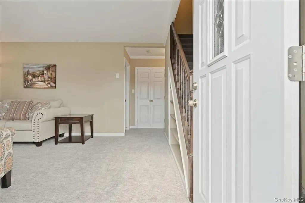 25 Peacock Lane Levittown NY 11756