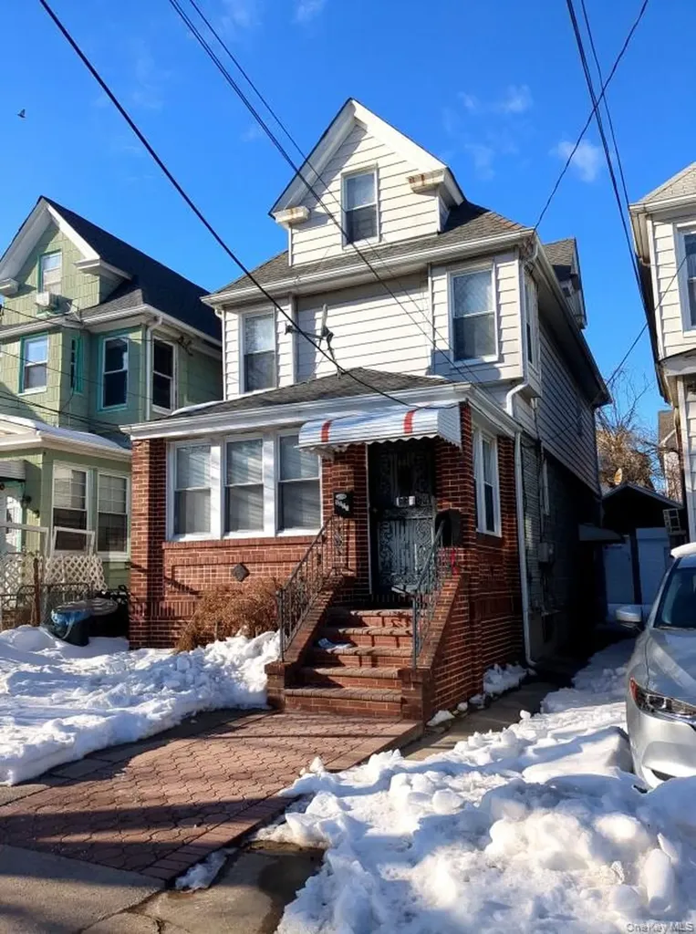 90-23 54th Avenue Elmhurst NY 11373