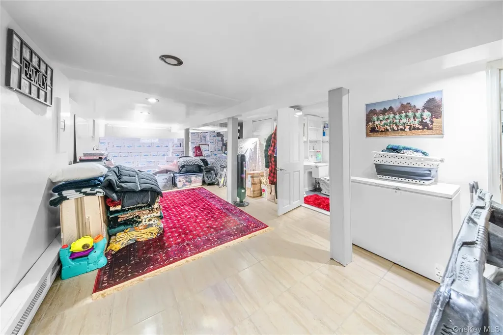 16602 76th Avenue Fresh Meadows NY 11366