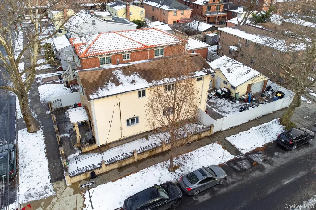 16602 76th Avenue Fresh Meadows NY 11366