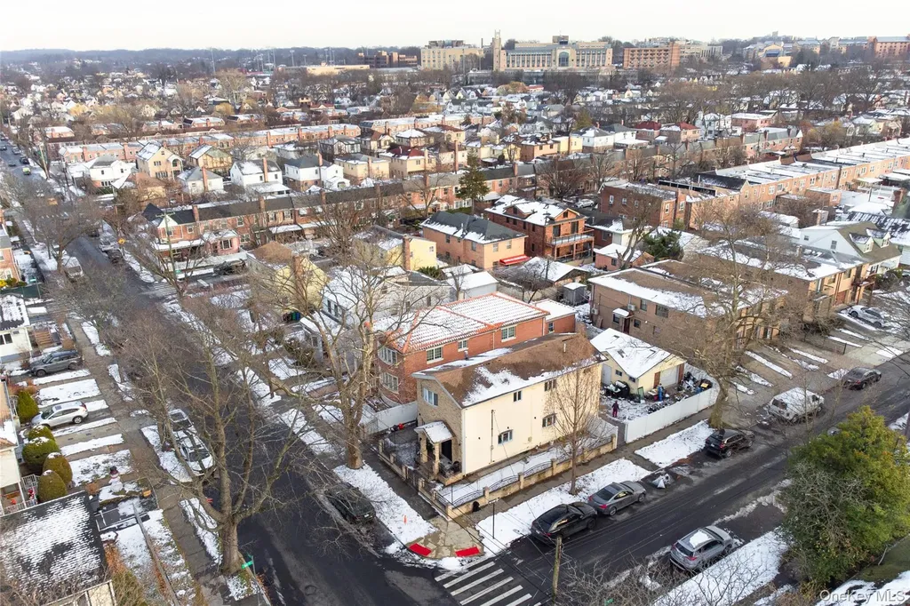16602 76th Avenue Fresh Meadows NY 11366