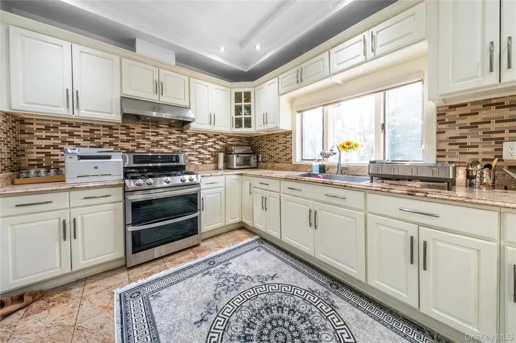 16602 76th Avenue Fresh Meadows NY 11366