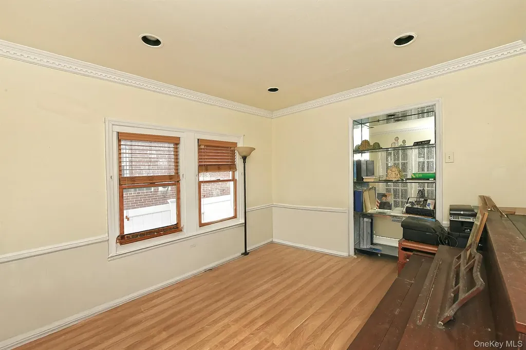 540 W Olive Street Long Beach NY 11561