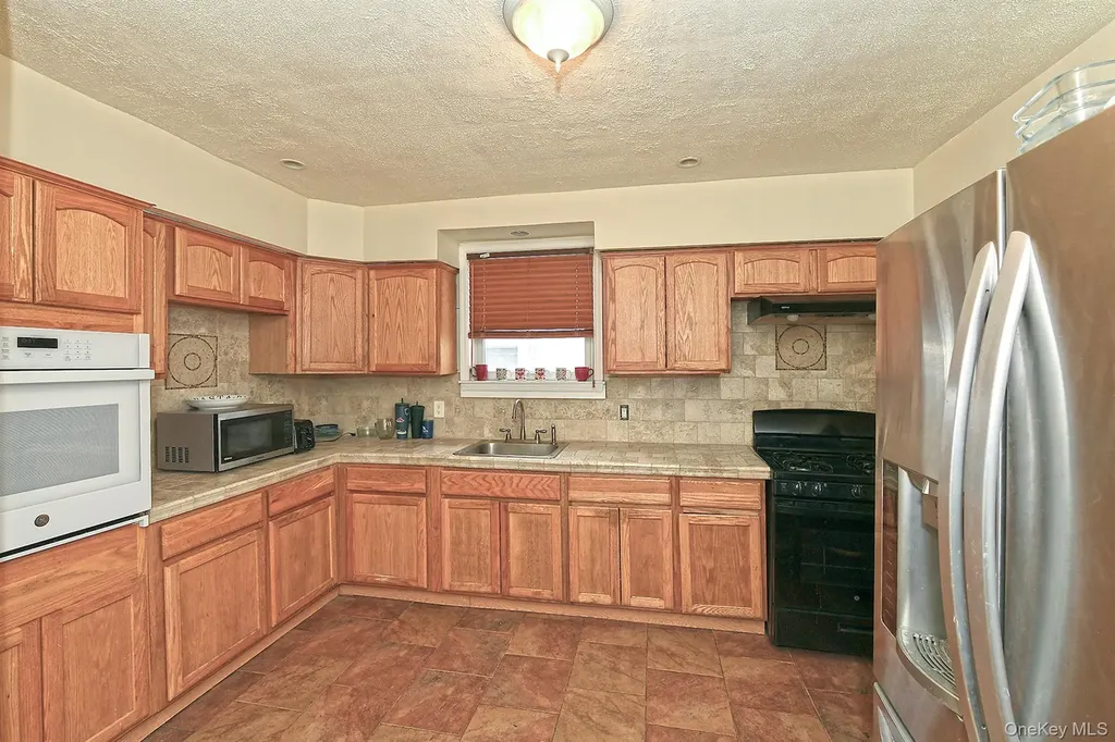 540 W Olive Street Long Beach NY 11561