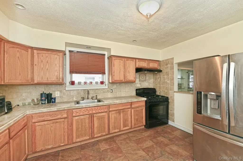 540 W Olive Street Long Beach NY 11561