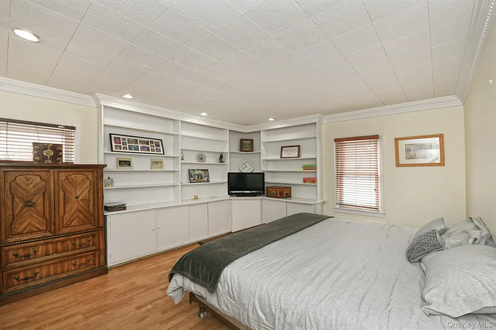 540 W Olive Street Long Beach NY 11561