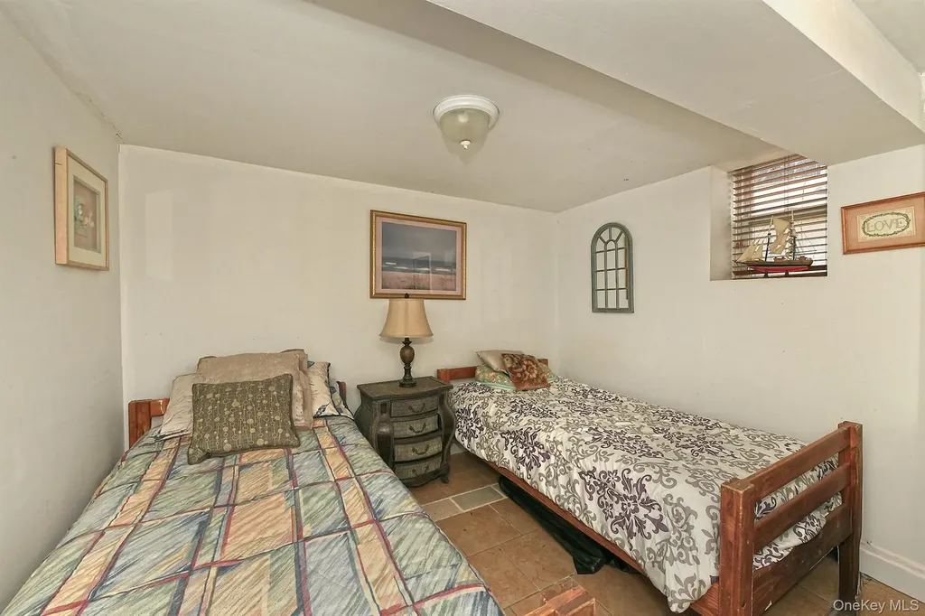 540 W Olive Street Long Beach NY 11561