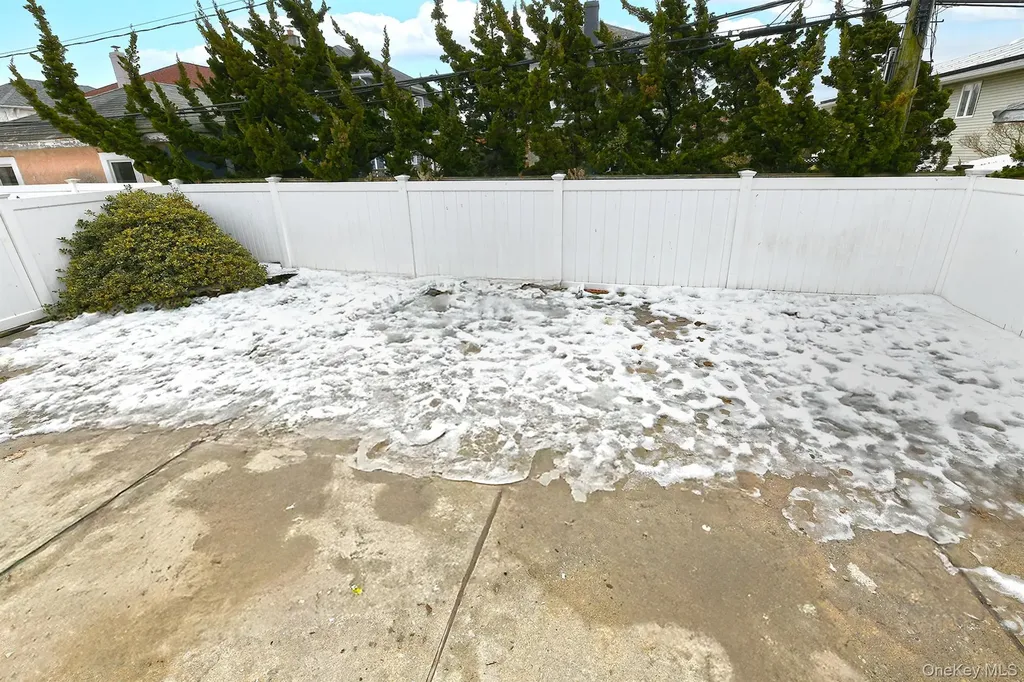 540 W Olive Street Long Beach NY 11561